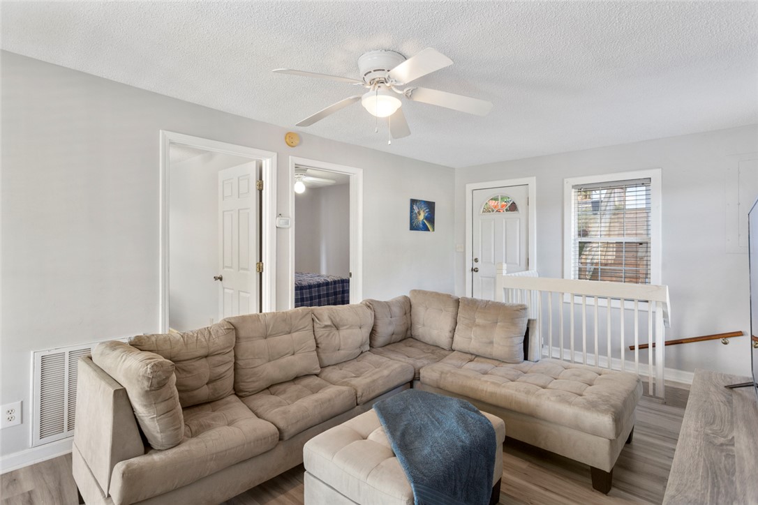 106 Holt Drive Iva, SC 29655 - Photo 5 of 46