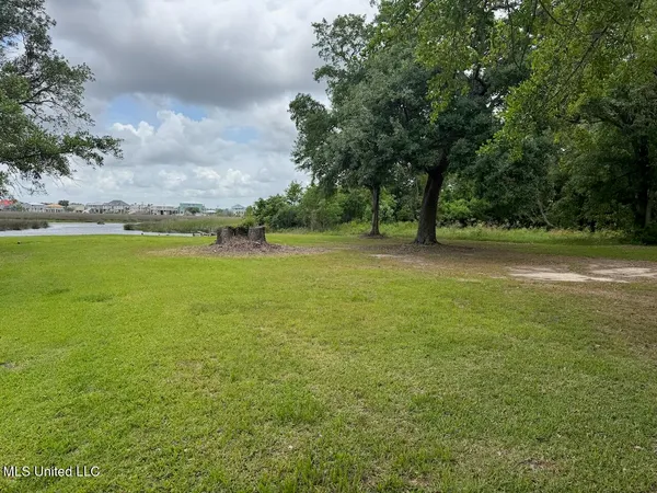 $164,900 | Eagle Point Circle, Biloxi, MS 39532