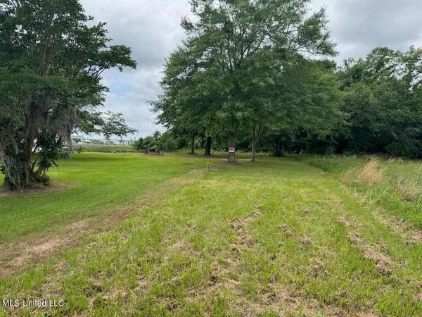 $164,900 | Eagle Point Circle, Biloxi, MS 39532