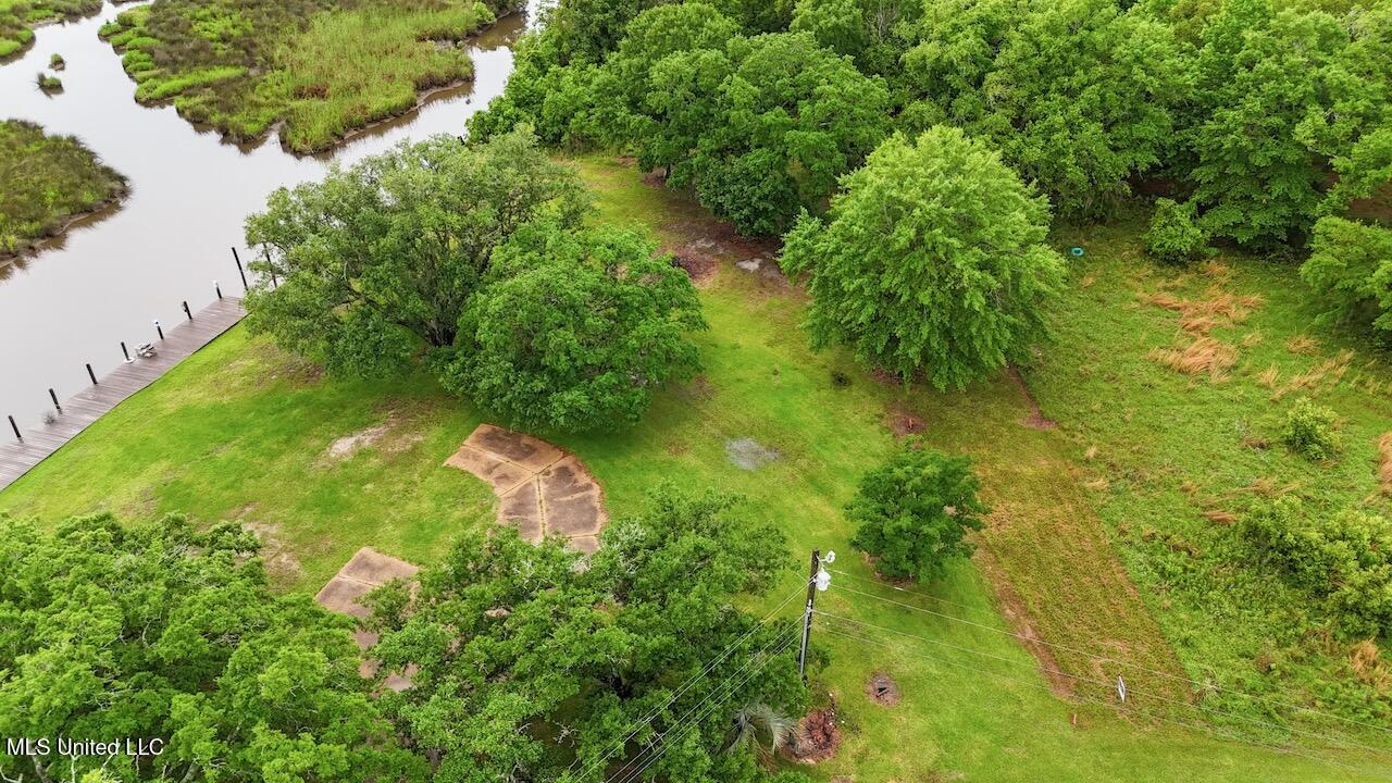 Eagle Point Circle Biloxi, MS 39532 - Photo 10 of 12 dji_fly_20250503_075532_0023_17462771870