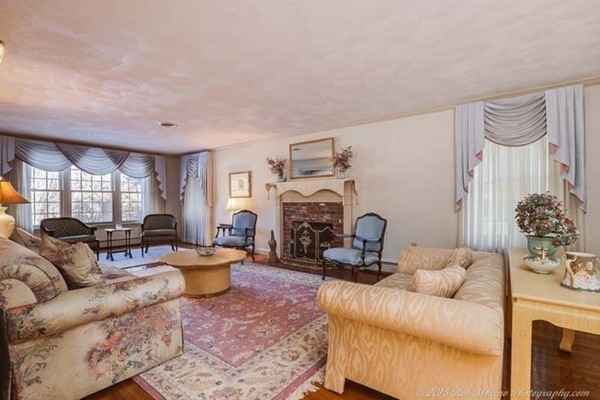 10 Haskell Road Andover, MA 01810 - Photo 11 of 30 Gallery Image 11