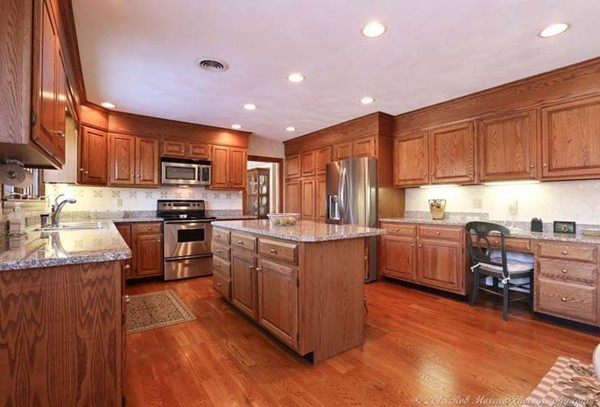 10 Haskell Road Andover, MA 01810 - Photo 4 of 30 Gallery Image 4