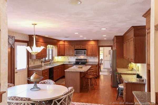10 Haskell Road Andover, MA 01810 - Photo 8 of 30 Gallery Image 8
