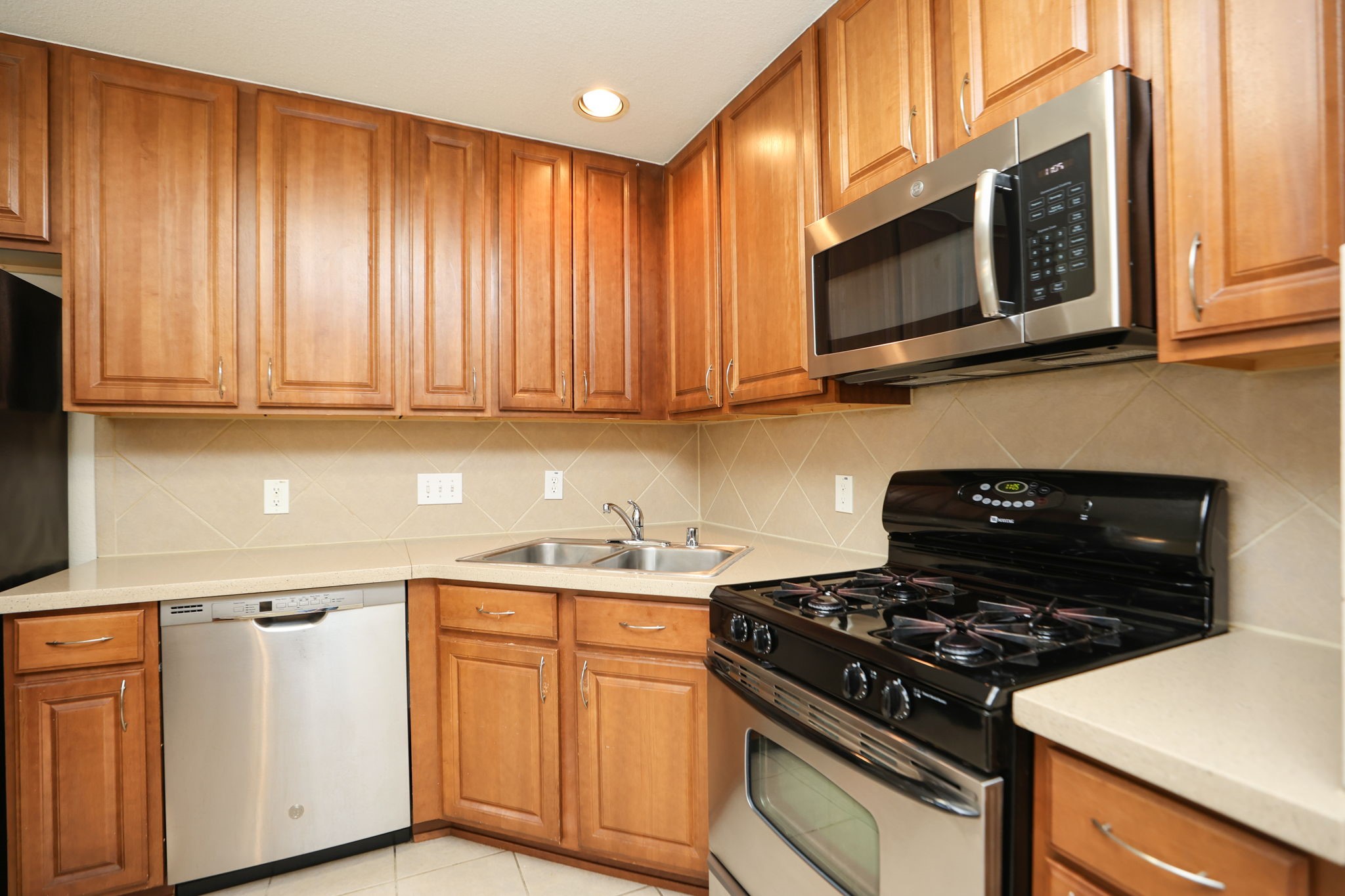 1620 Grable Cove Lane Spring, TX 77379 - Photo 18 of 41 Gallery Image 18