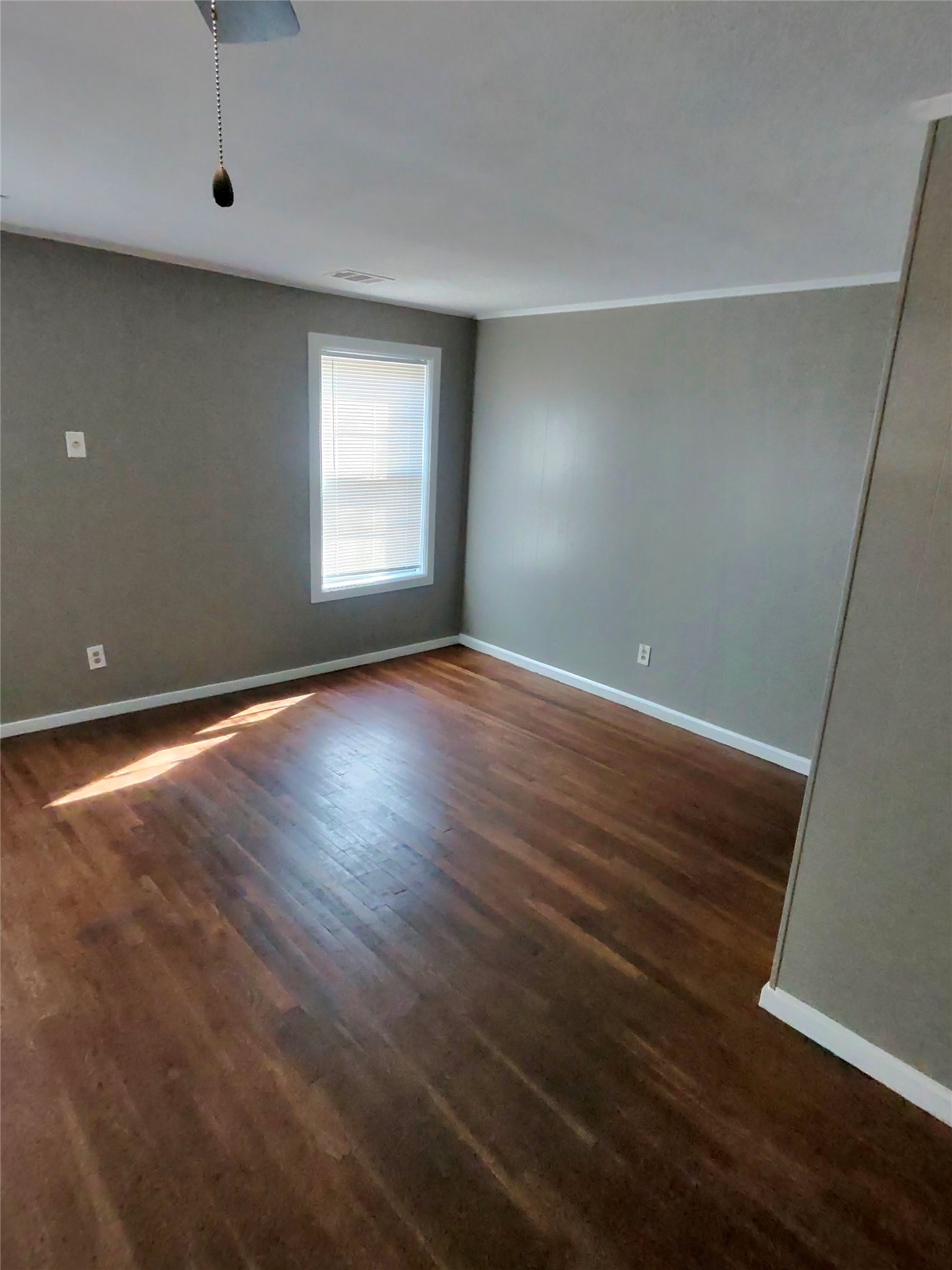 10614 Chadwick Street Houston, TX 77029 - Photo 8 of 13