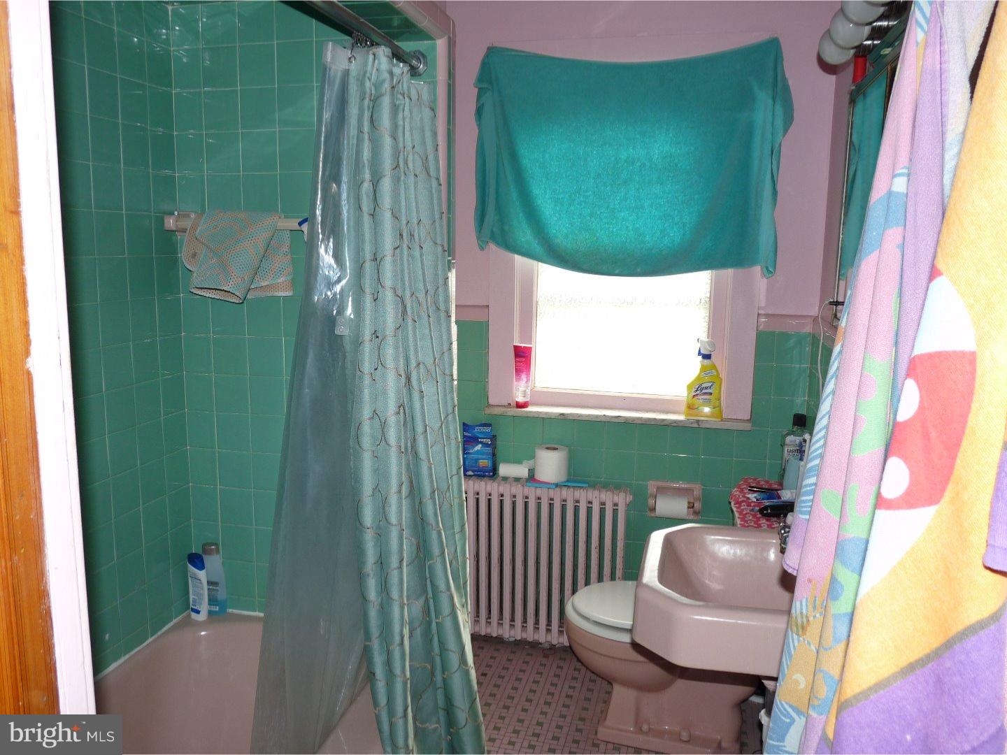 406 Ridgeway Street Gloucester City, NJ 08030 - Photo 11 of 17