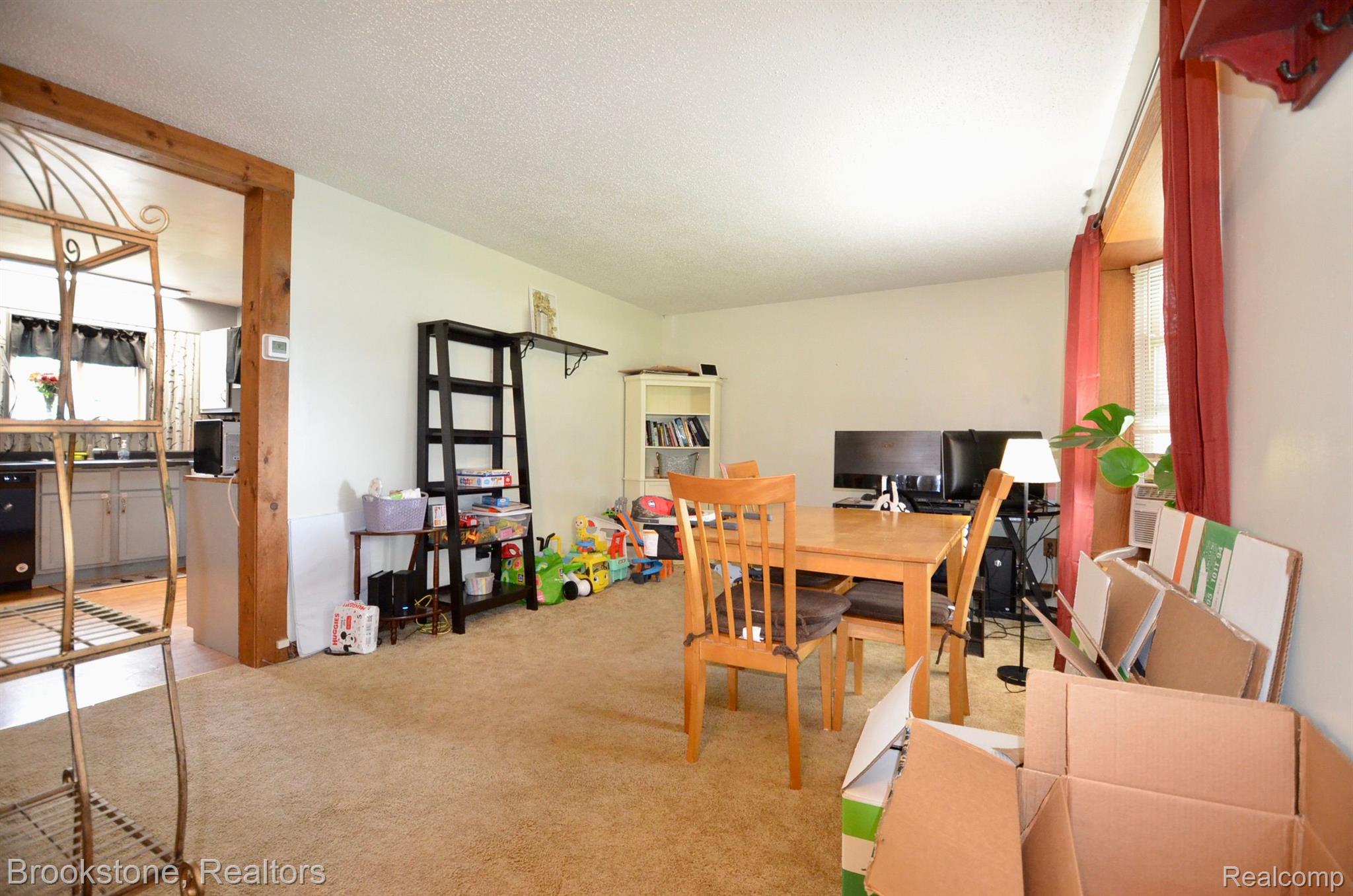 10083 Hegel Road Goodrich, MI 48438 - Photo 6 of 56 Gallery Image 6