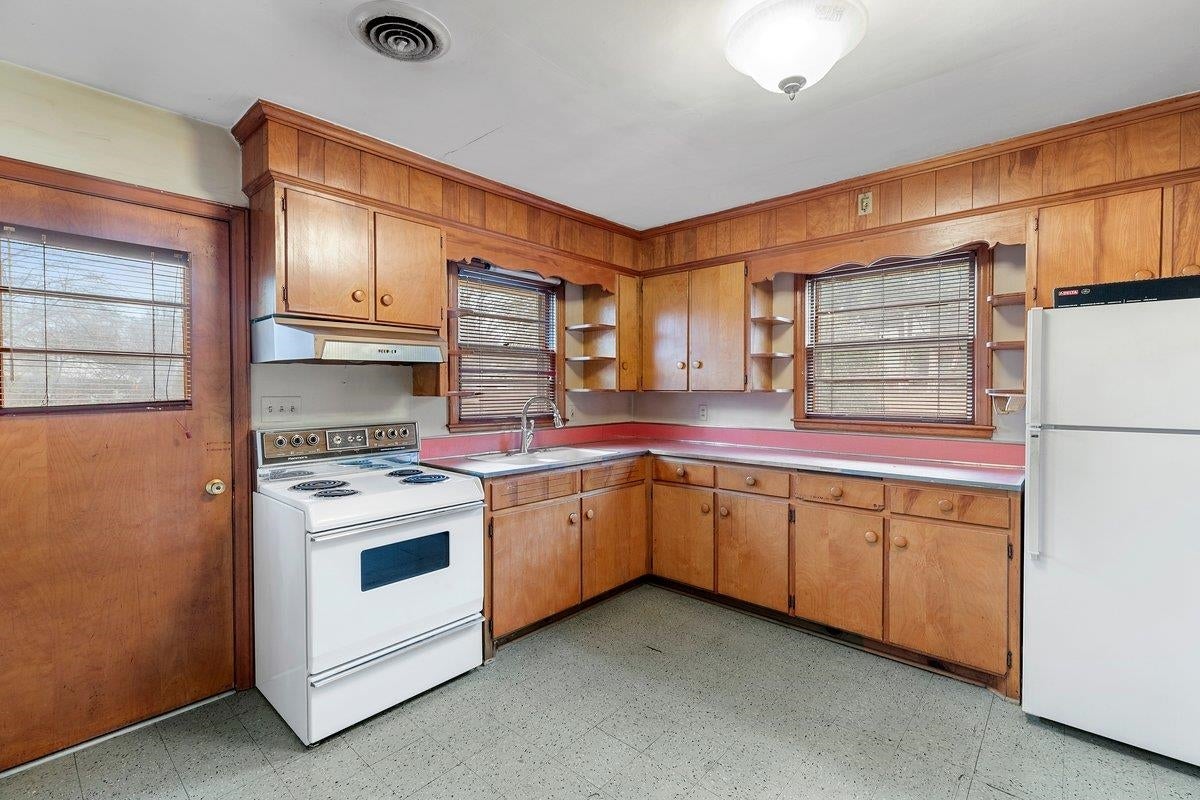 1805 Shadow Lake Road Blacksburg, VA 24060 - Photo 53 of 57 Gallery Image 53