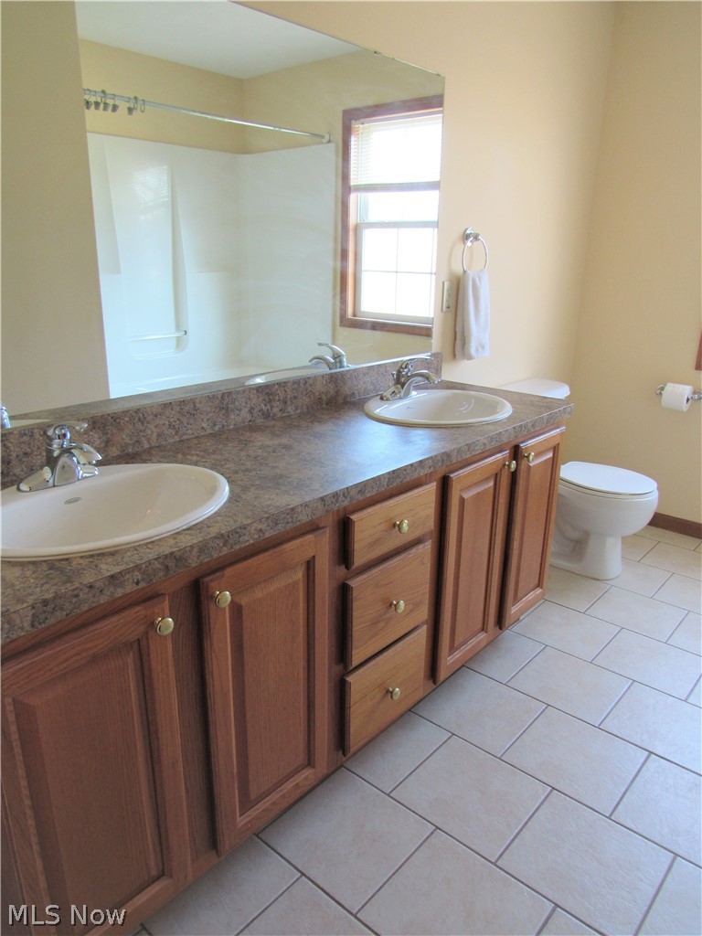 16090 Webster Road Cleveland, OH 44130 - Photo 10 of 13