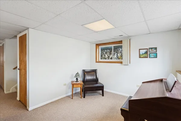 $324,000 | 36615 Streamwood Drive, Gurnee, IL 60031