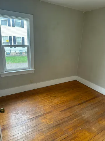 $2,000 | 3427 West Michigan Avenue, Kalamazoo, MI 49006