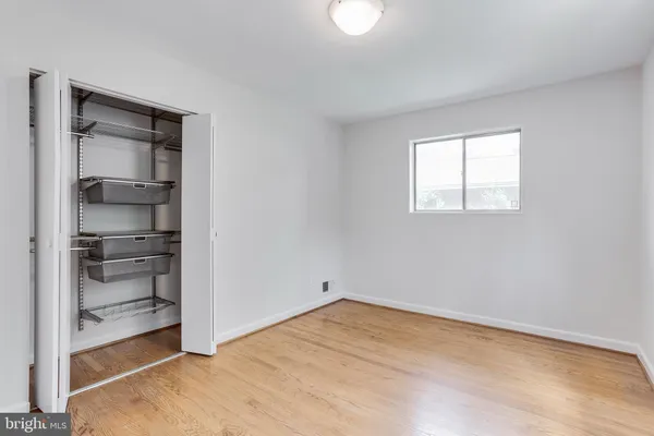 $999,500 | 3910 Montrose Driveway, Chevy Chase, MD 20815