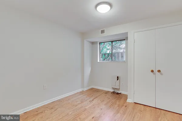 $999,500 | 3910 Montrose Driveway, Chevy Chase, MD 20815