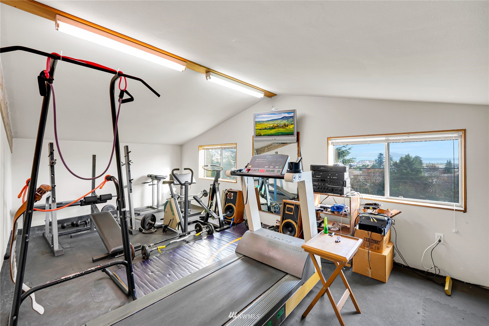 2815 Shannon Point Road Anacortes, WA 98221 - Photo 31 of 40 Gallery Image 31