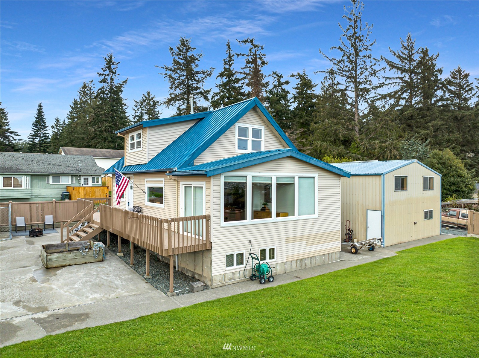 2815 Shannon Point Road Anacortes, WA 98221 - Photo 35 of 40 Gallery Image 35