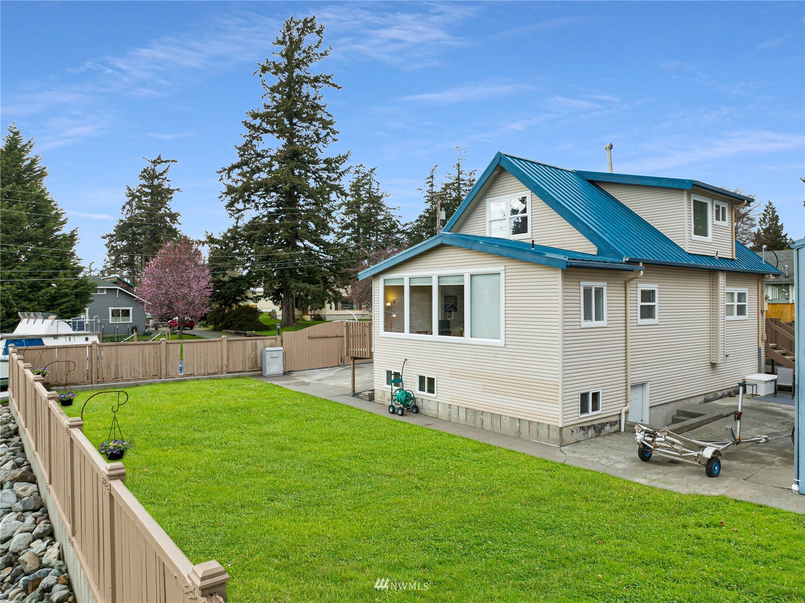 2815 Shannon Point Road Anacortes, WA 98221 - Photo 36 of 40 Gallery Image 36