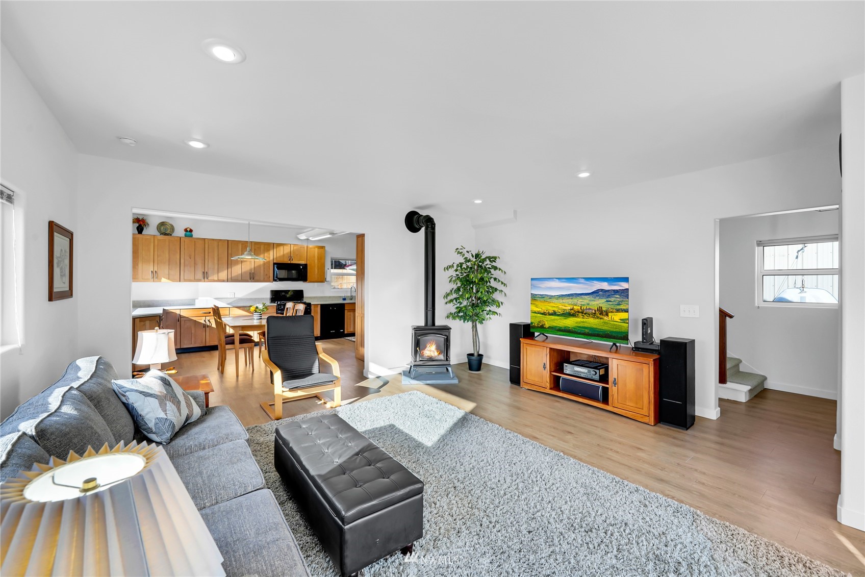 2815 Shannon Point Road Anacortes, WA 98221 - Photo 5 of 40 Gallery Image 5