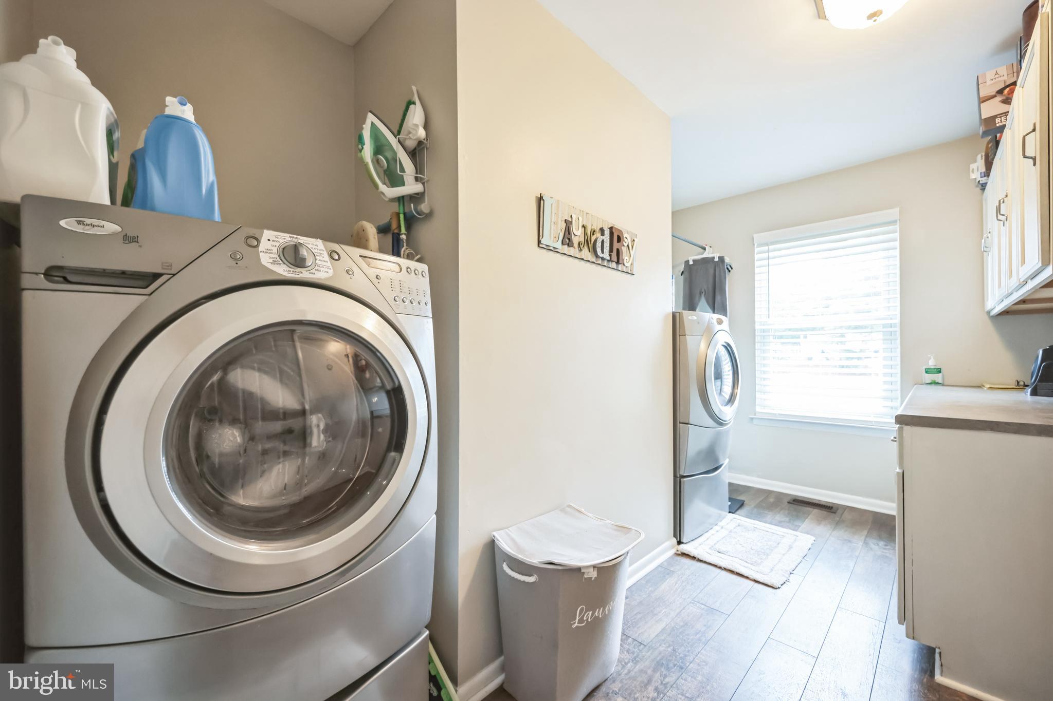 550 Sherry Drive Runnemede, NJ 08078 - Photo 20 of 28 a utility room with dryer and washer