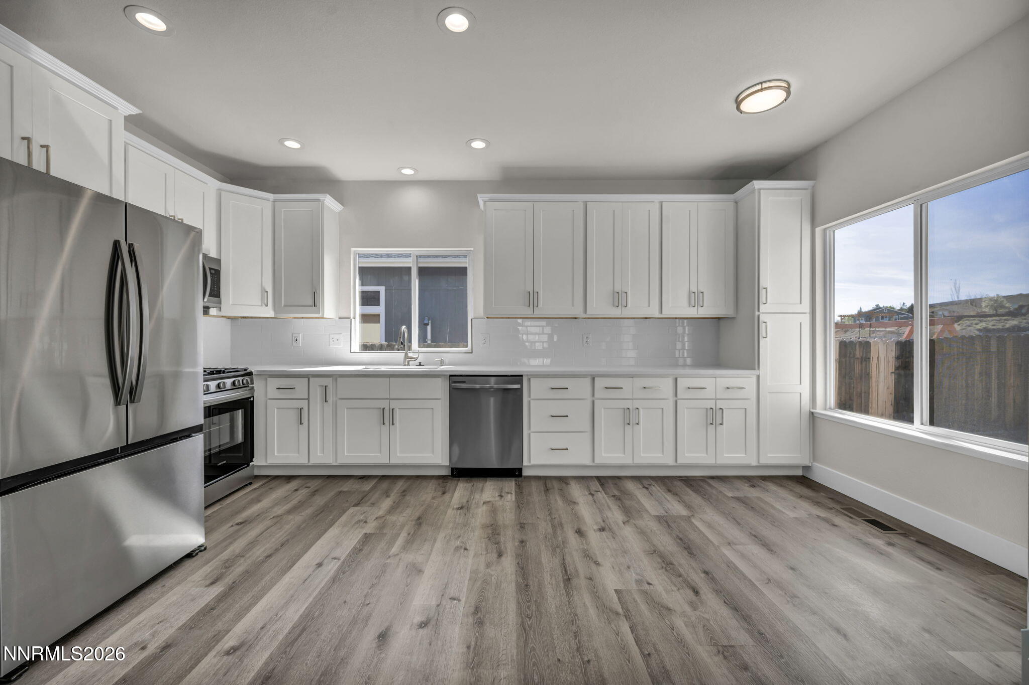 770 West Golden Valley Road Reno, NV 89506 - Photo 12 of 38 31-web-or-mls-770-w-golden-valley-rd