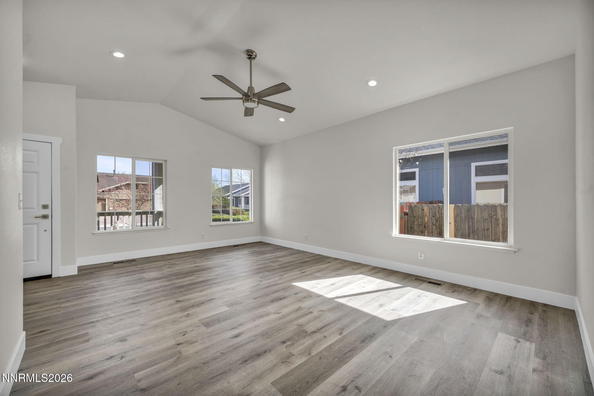 770 West Golden Valley Road Reno, NV 89506 - Photo 7 of 38 21-web-or-mls-770-w-golden-valley-rd