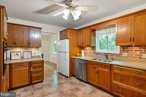 $539,000 | 2303 Magnolia Drive, Wilmington, DE 19810