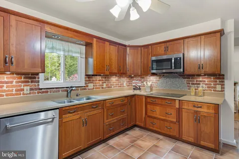 $539,000 | 2303 Magnolia Drive, Wilmington, DE 19810