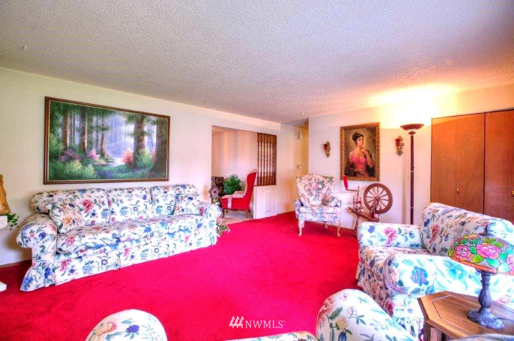 16416 116th Place Southeast Renton, WA 98058 - Photo 14 of 15 Gallery Image 14