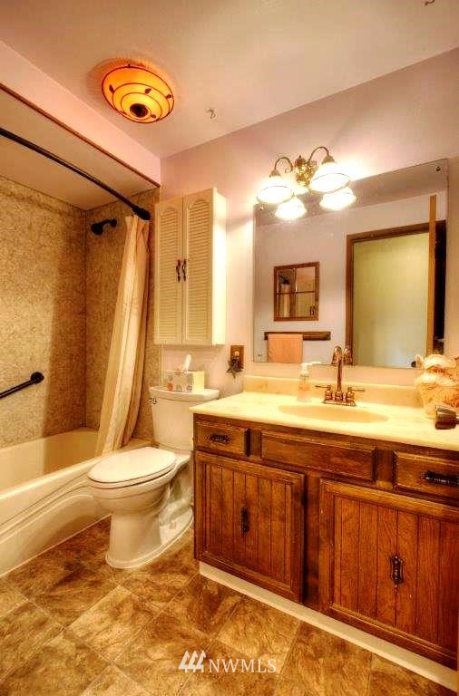 16416 116th Place Southeast Renton, WA 98058 - Photo 8 of 15 Gallery Image 8