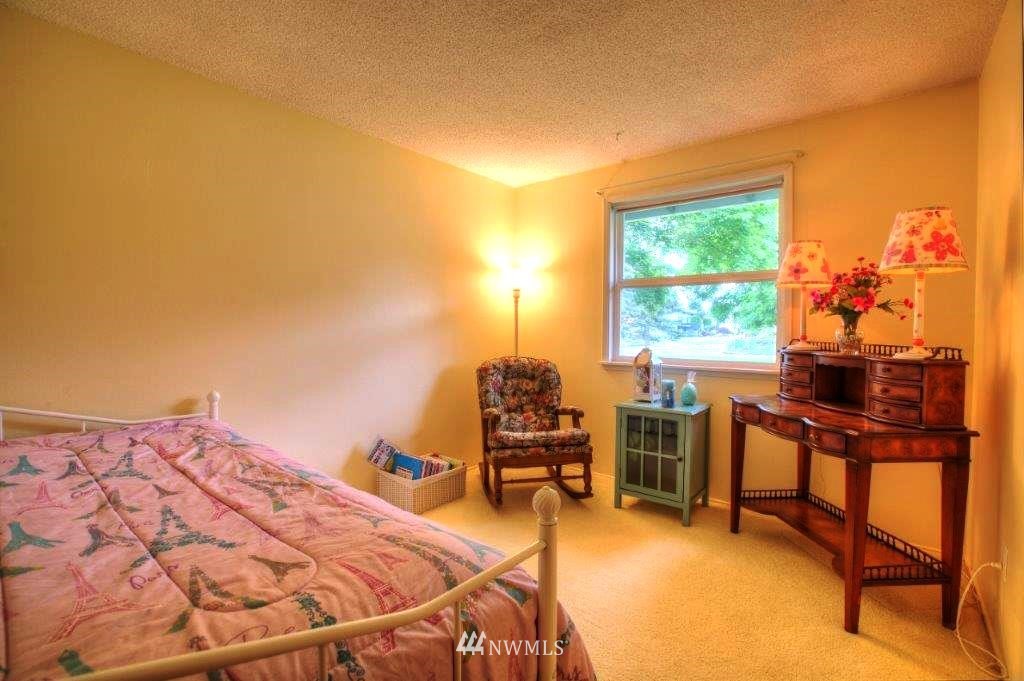 16416 116th Place Southeast Renton, WA 98058 - Photo 10 of 15 Gallery Image 10