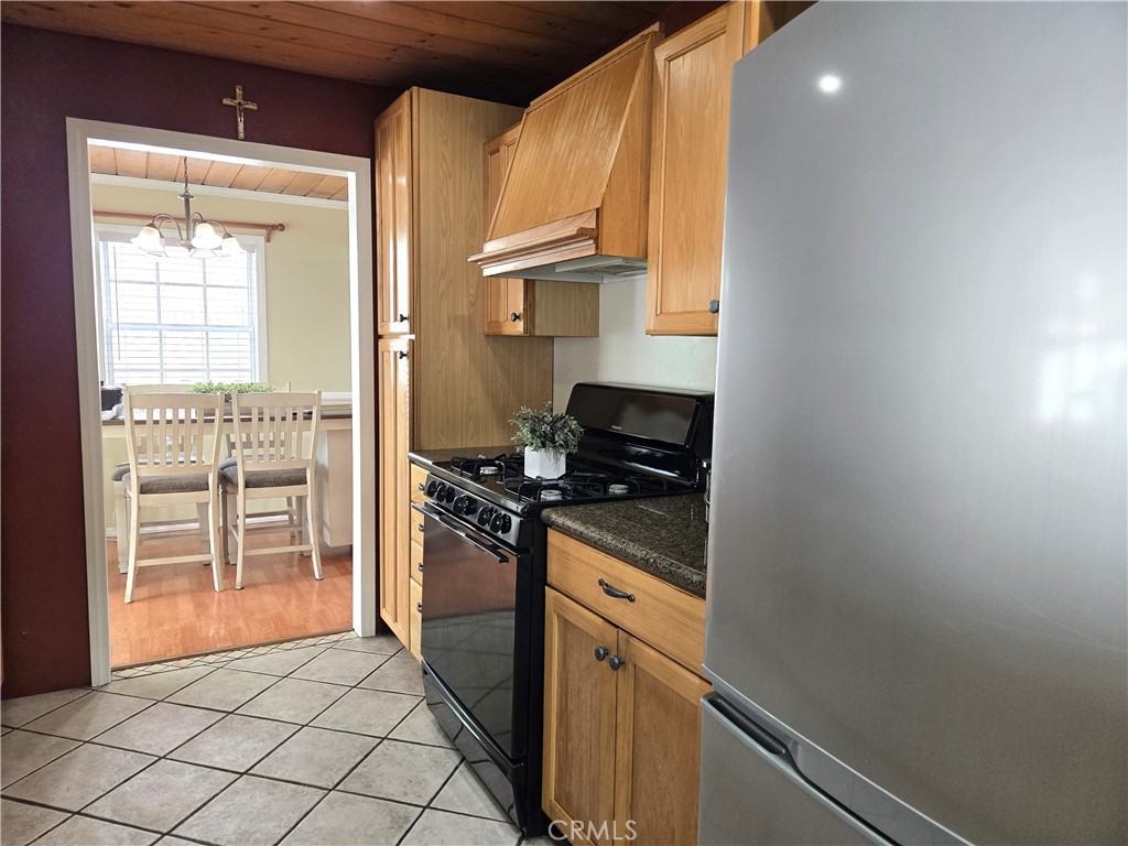 2149 Clover Street Simi Valley, CA 93065 - Photo 19 of 47