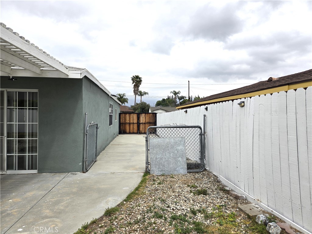 2149 Clover Street Simi Valley, CA 93065 - Photo 34 of 47