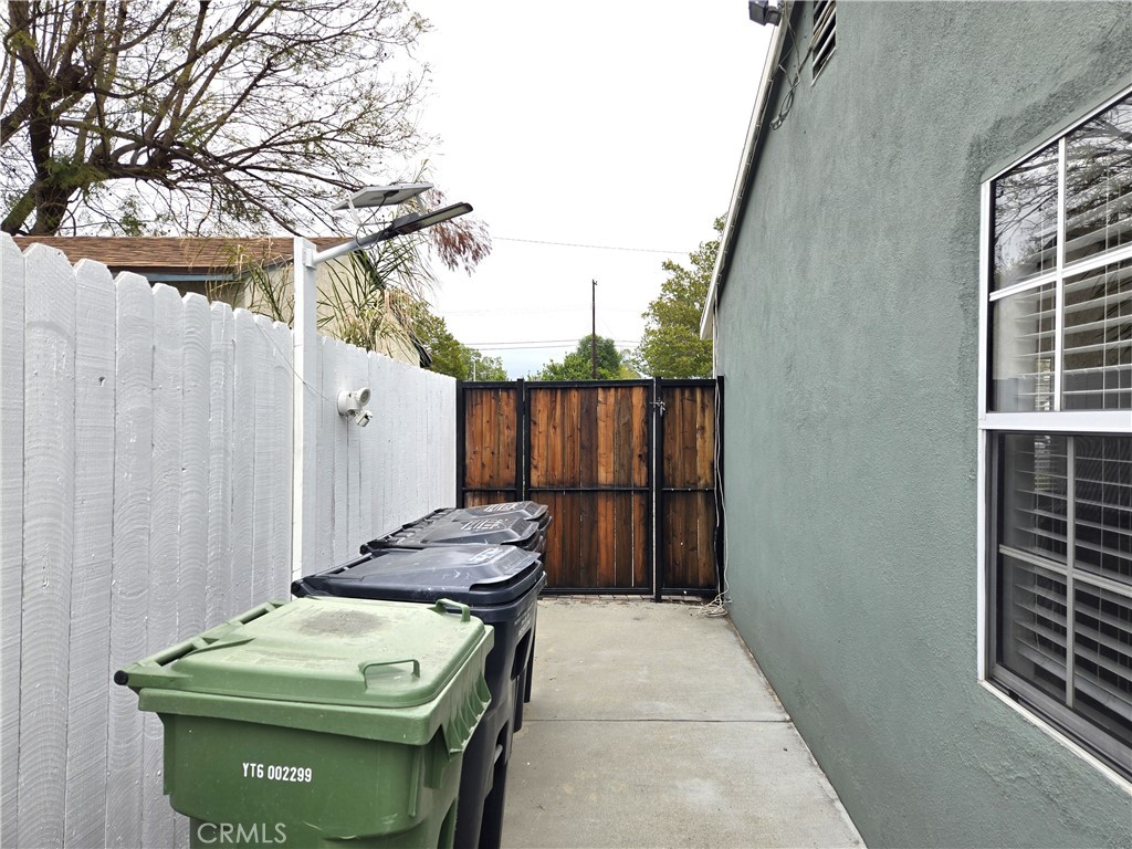 2149 Clover Street Simi Valley, CA 93065 - Photo 36 of 47