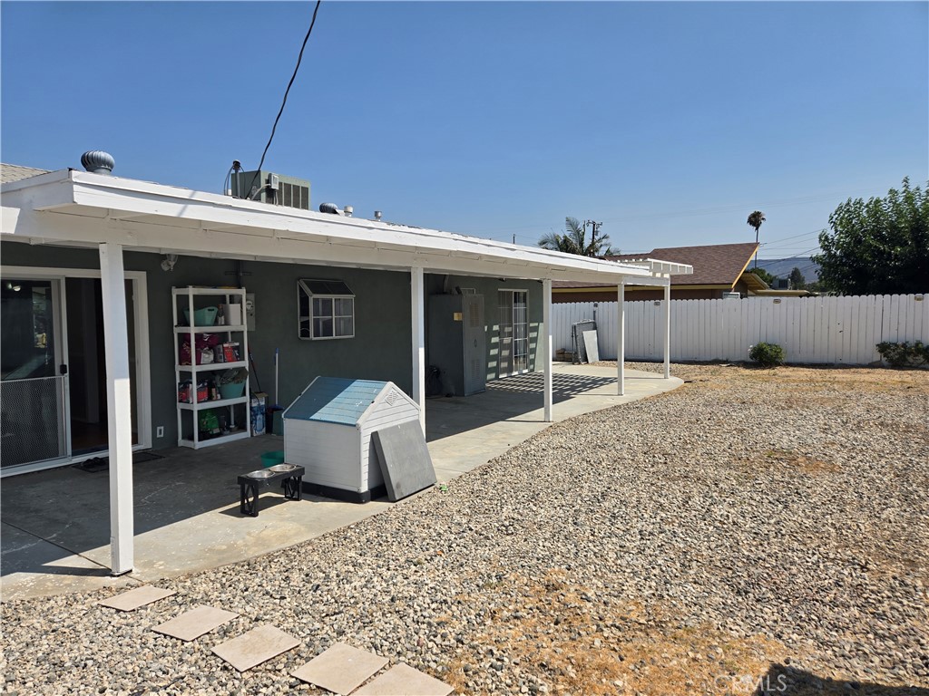 2149 Clover Street Simi Valley, CA 93065 - Photo 37 of 47