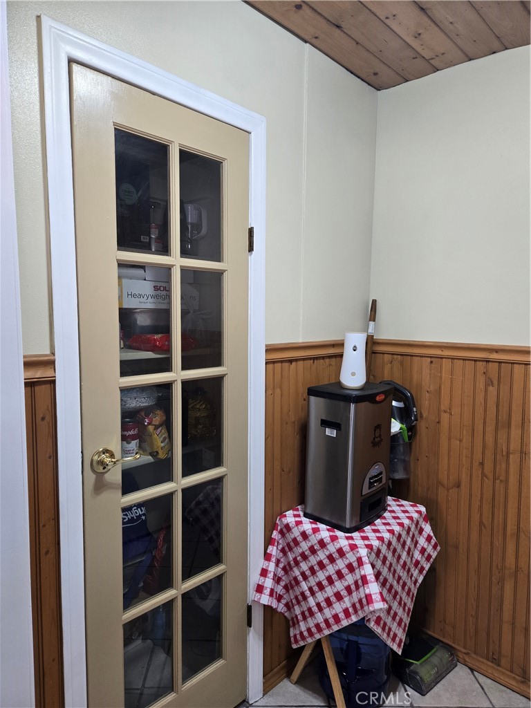 2149 Clover Street Simi Valley, CA 93065 - Photo 42 of 47