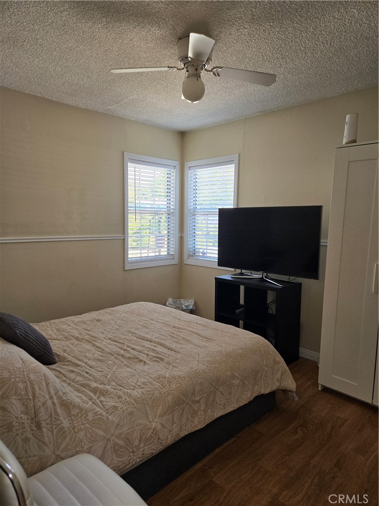 2149 Clover Street Simi Valley, CA 93065 - Photo 45 of 47