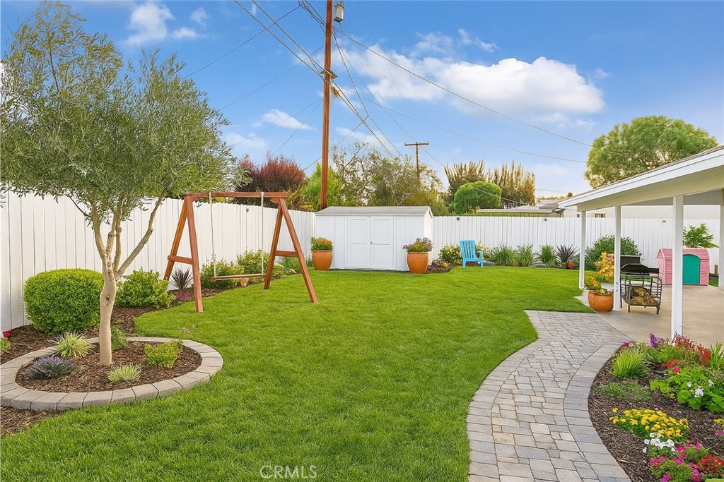 2149 Clover Street Simi Valley, CA 93065 - Photo 6 of 47 Virtual backyard possiblilites