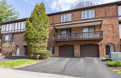 $220,000 | 305 Woodbridge Drive, Pittsburgh, PA 15237