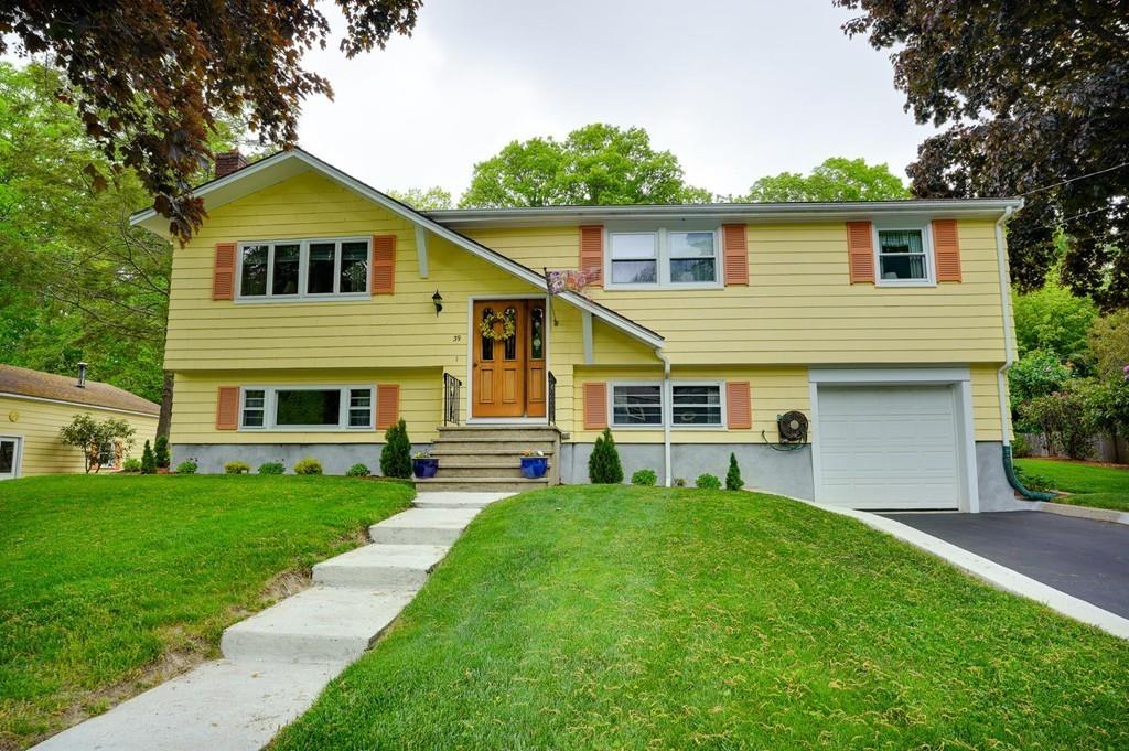 39 Chandler Road Burlington, MA 01803 - Photo 2 of 42 Gallery Image 2