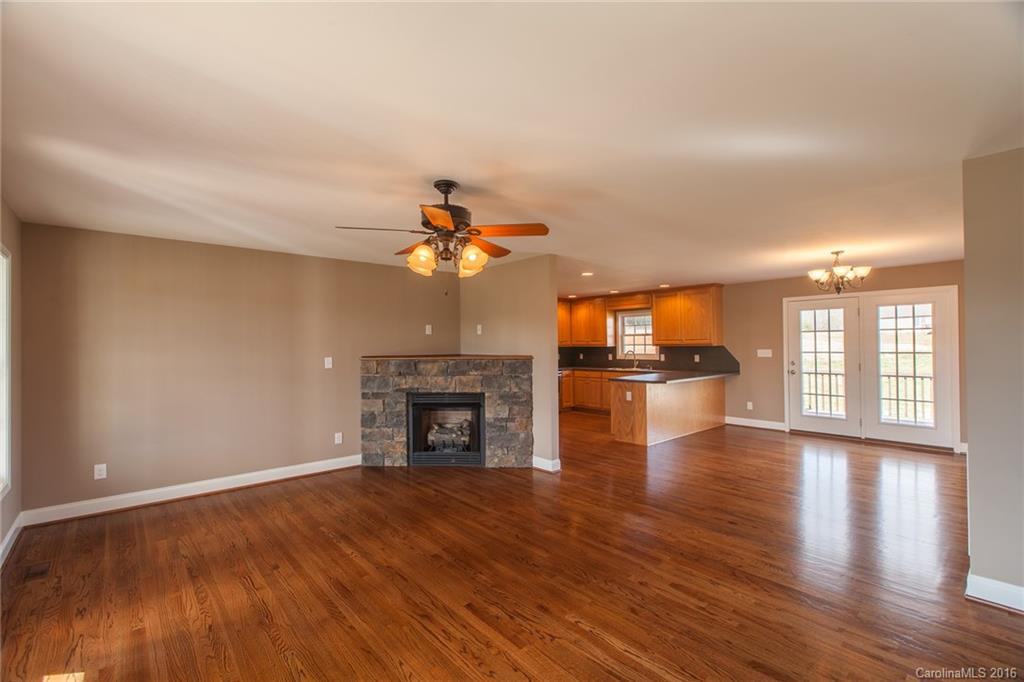 4237 H E Propst Road Maiden, NC 28650 - Photo 3 of 14 Gallery Image 3