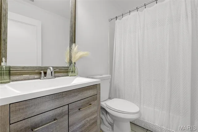 $150,000 | 1019 Sugar Creek Court, Unit 7, St. Peters, MO 63376