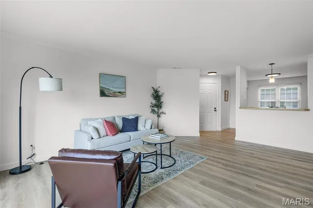 $150,000 | 1019 Sugar Creek Court, Unit 7, St. Peters, MO 63376