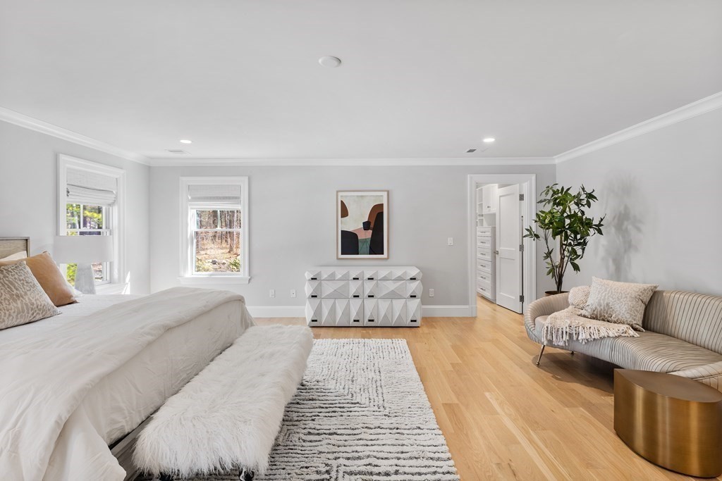 19 Longmeadow Road Wellesley, MA 02482 - Photo 17 of 34 a living room with furniture and a couch
