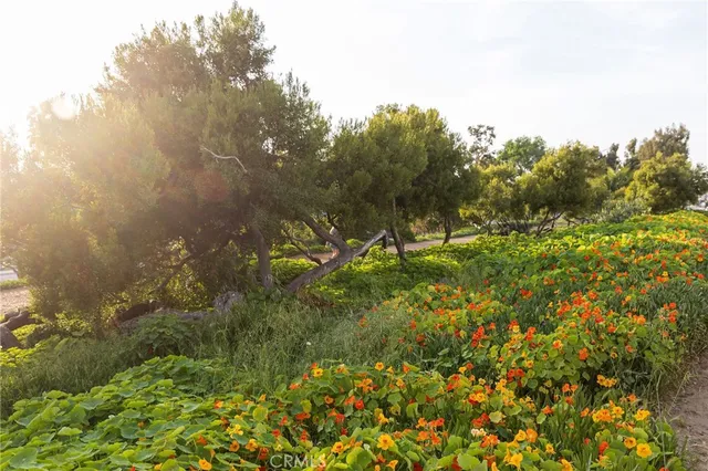 $895,000 | 1600 Ardmore Avenue, Unit 107, Hermosa Beach, CA 90254