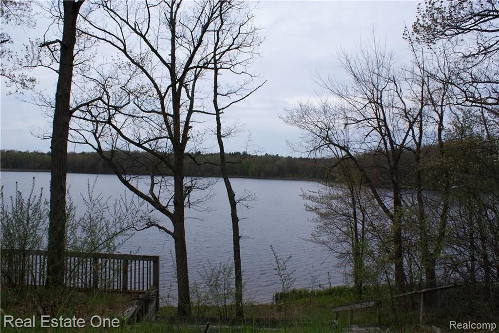 2 McKeen Lake Road Columbiaville, MI 48421 - Photo 13 of 51