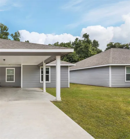 $299,500 | 626 Luke Street, Dayton, TX 77535