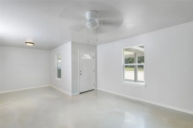 $299,500 | 626 Luke Street, Dayton, TX 77535