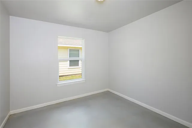 $299,500 | 626 Luke Street, Dayton, TX 77535