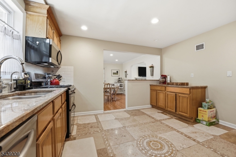 1 Carter Road West Orange, NJ 07052 - Photo 16 of 36