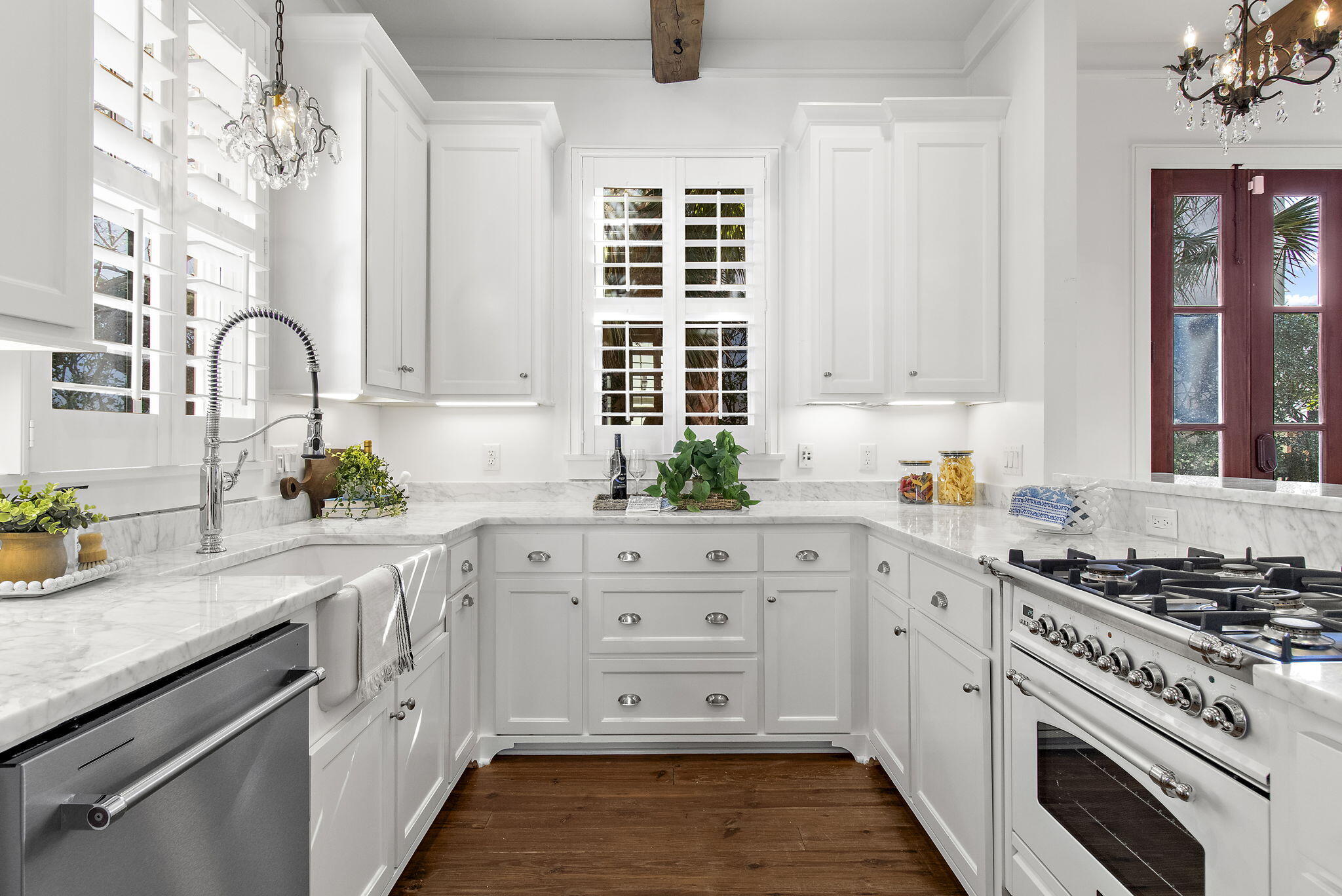 34 Krier Lane Mount Pleasant, SC 29464 - Photo 5 of 69 4-web-or-mls-IMG_9271