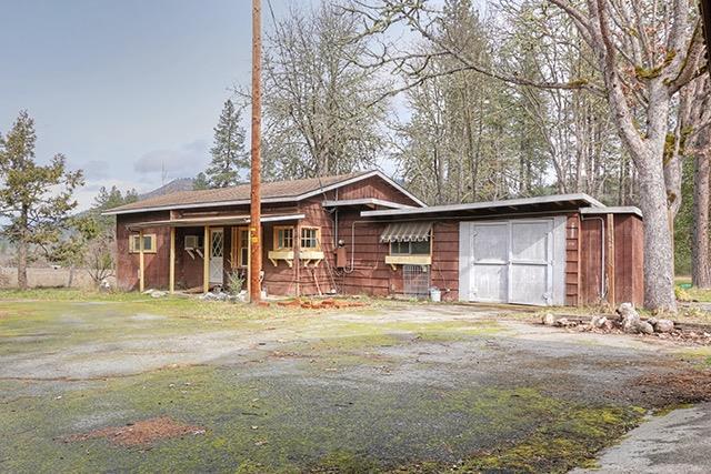 1725 East Fork Road Williams, OR 97544 - Photo 9 of 19 Additional Photo